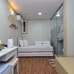 2U Guesthouse